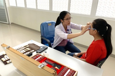 phòng khám mắt